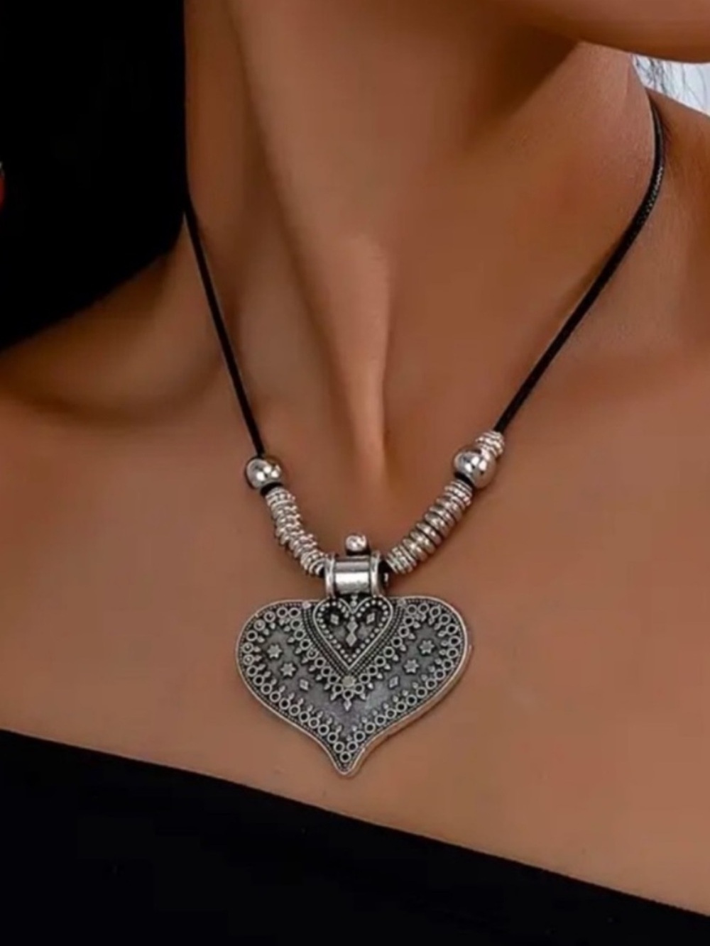 Silver Tone Heart Pendant Cord Necklace - Women Jewelry New